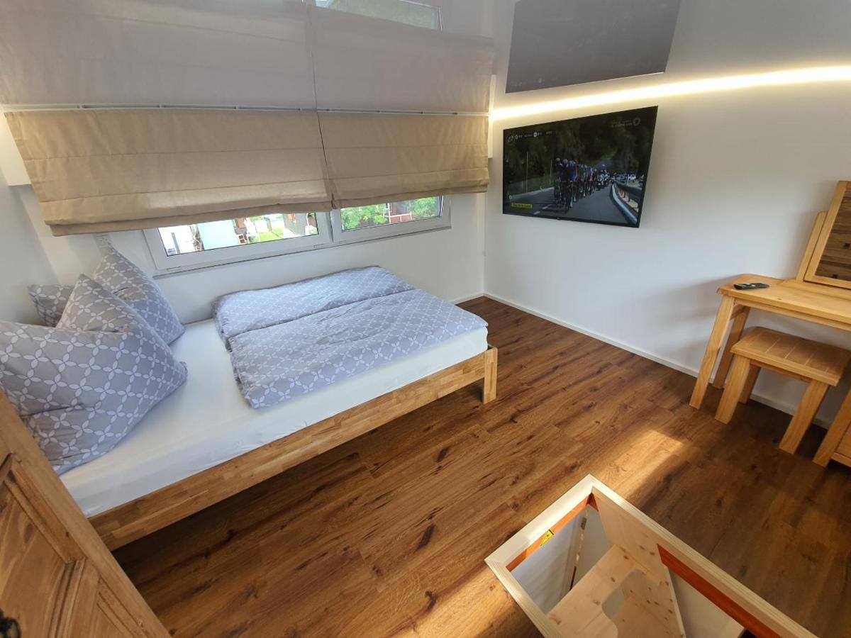 Ferienhaus Am See-2 Hungen Ngoại thất bức ảnh