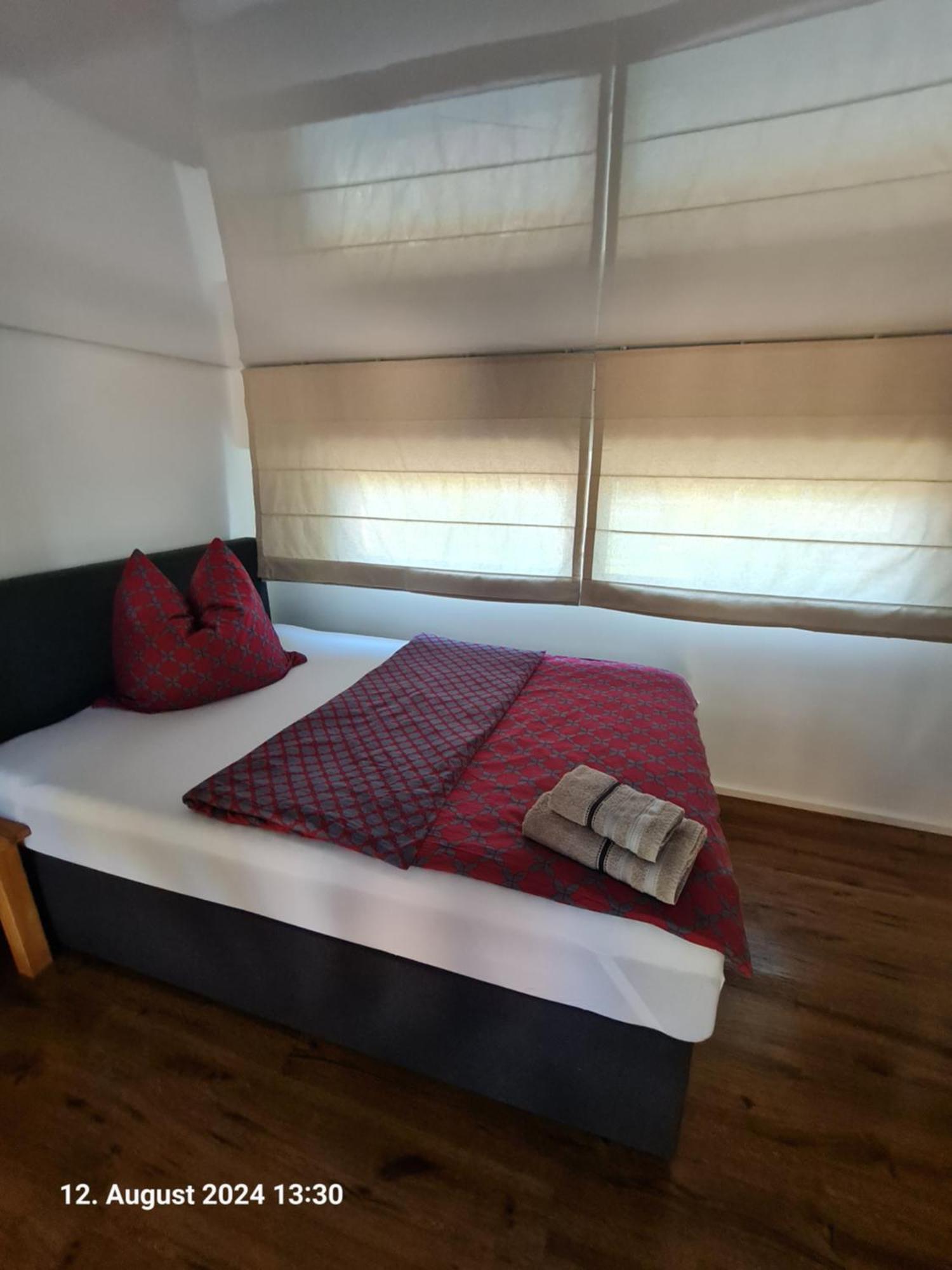 Ferienhaus Am See-2 Hungen Ngoại thất bức ảnh
